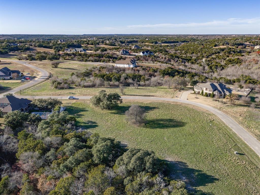 8524 Crichton Court Property Photo 9