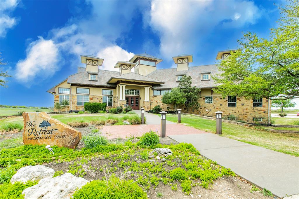 8524 Crichton Court Property Photo 17
