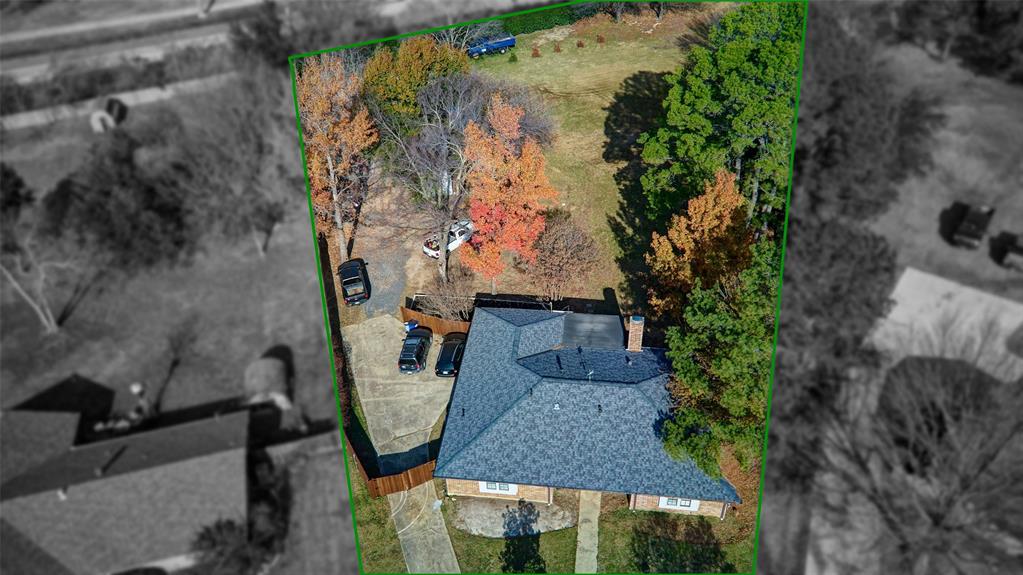 100 Valley View Drive Property Photo 3