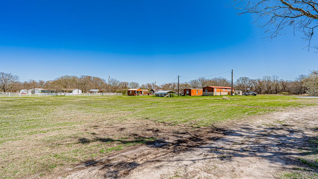 528 Stonegate Drive Property Photo 3