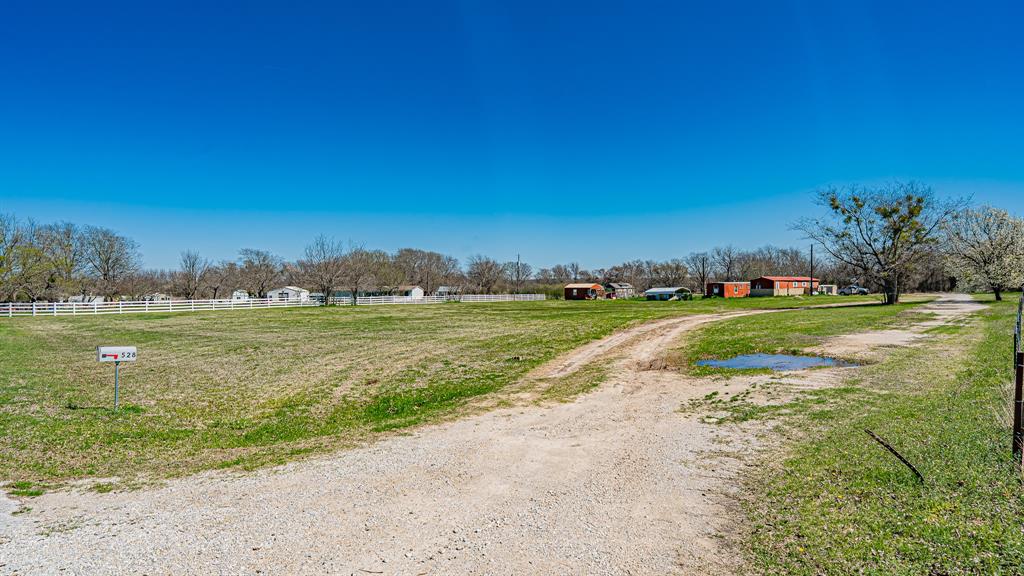 528 Stonegate Drive Property Photo 4