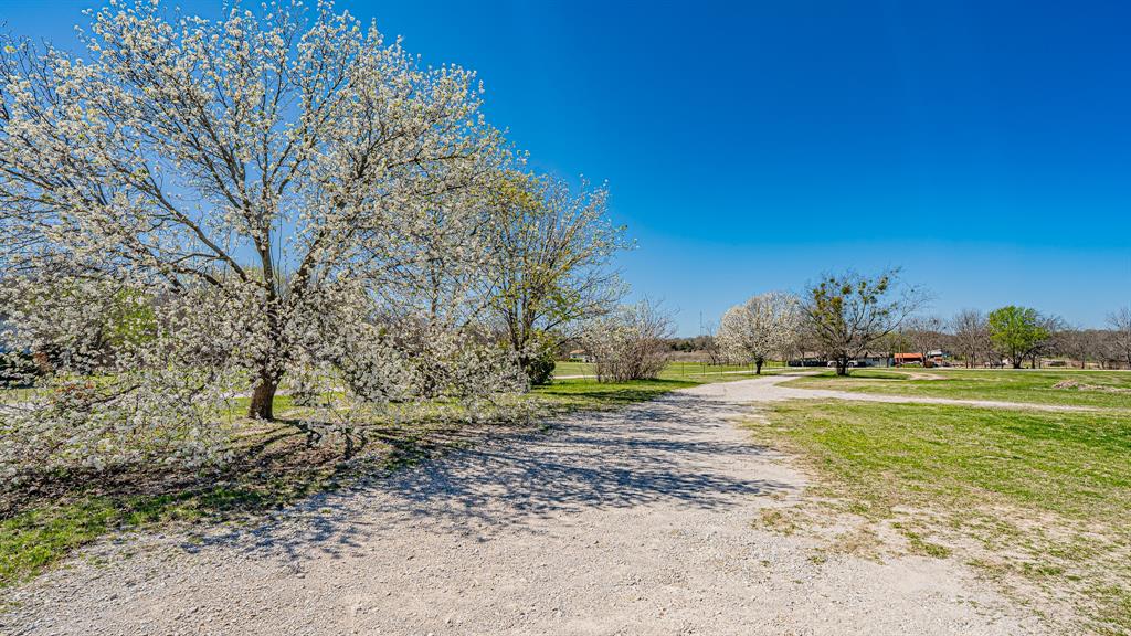 528 Stonegate Drive Property Photo 12