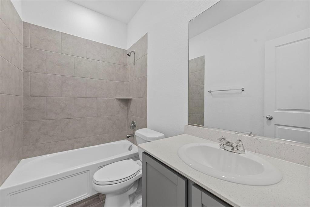 5029 Salinger Drive Property Photo 17