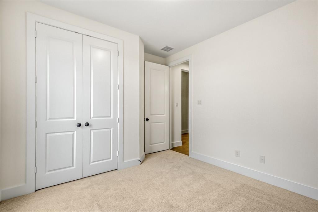 2222 Prickly Cactus Drive Property Photo 20