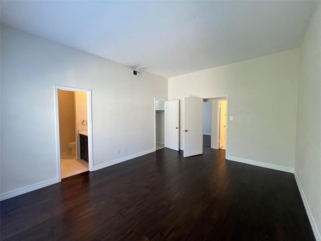 10432 High Hollows Drive 241 Property Photo 16