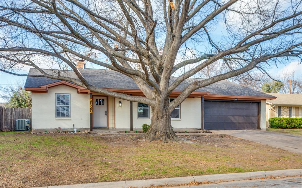 2920 Choctaw Trail Property Photo 1