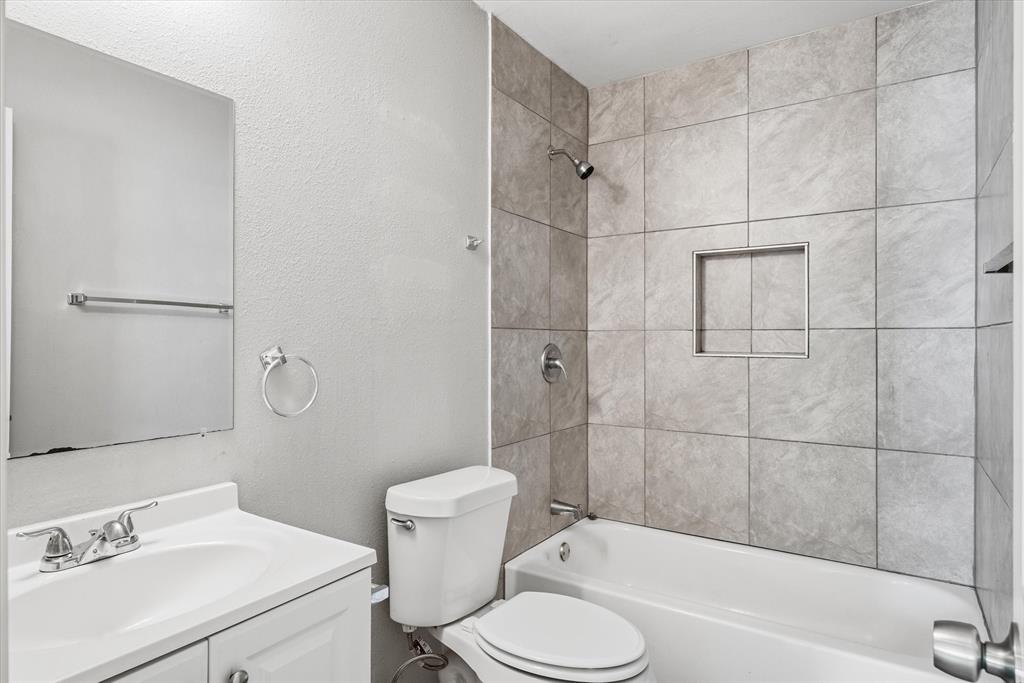 600 M L King Jr Boulevard Property Photo 17