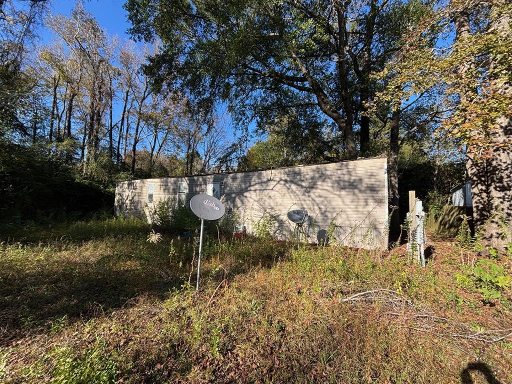 1233 Suncrest Circle Property Photo 4