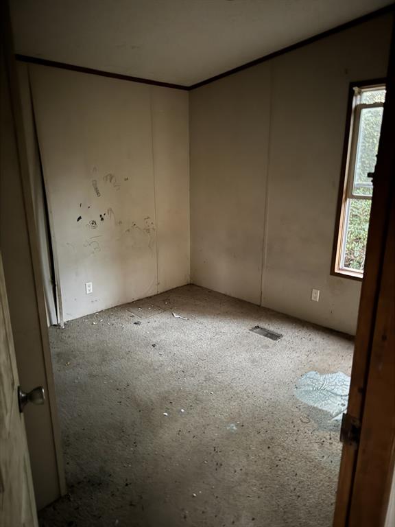 1233 Suncrest Circle Property Photo 7