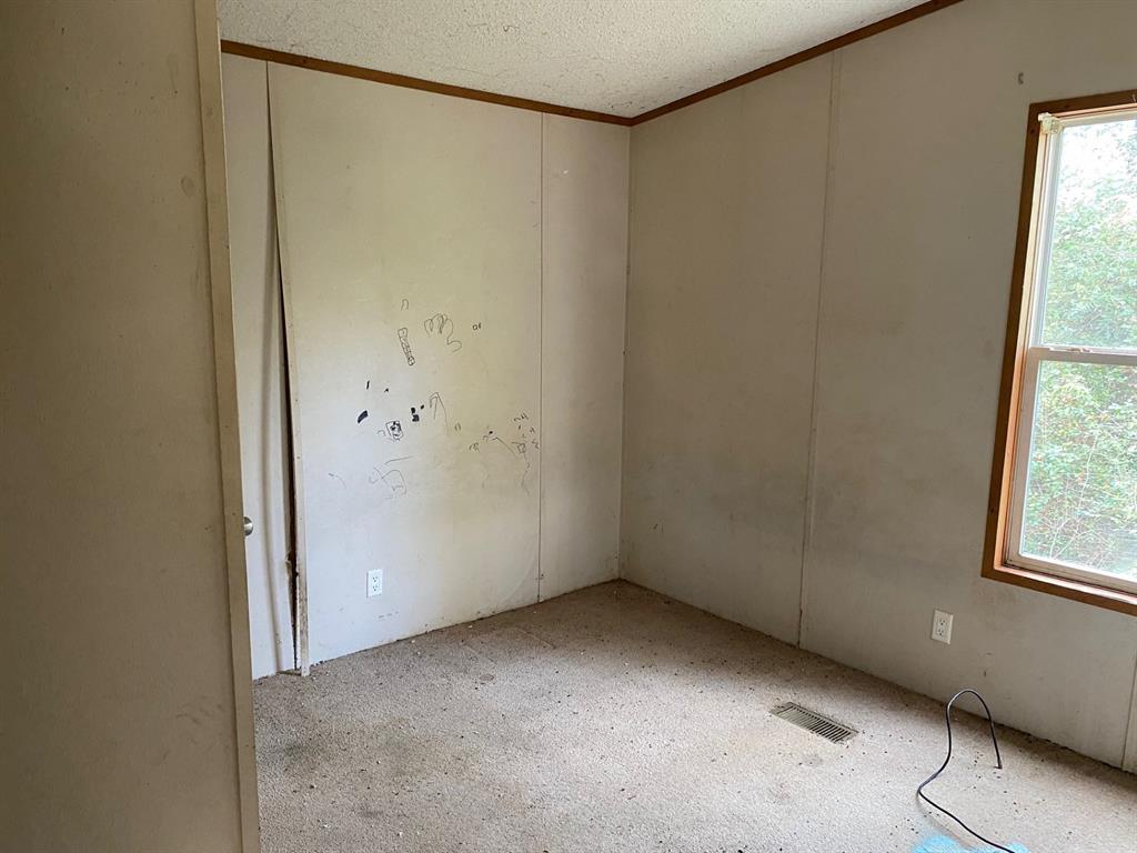 1233 Suncrest Circle Property Photo 15