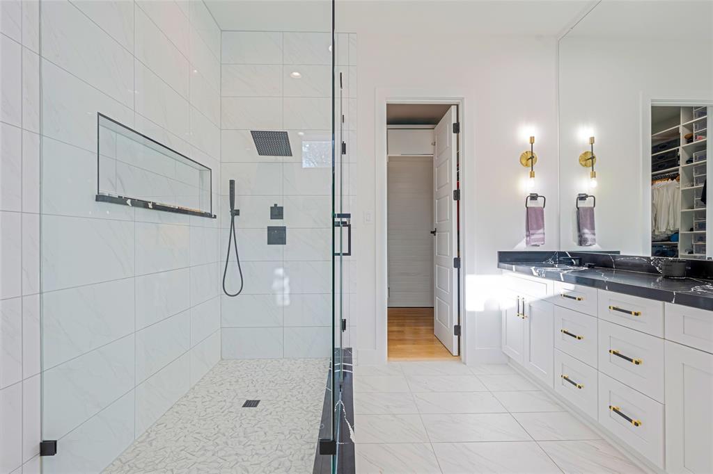 3111 Hedgerow Drive Property Photo 36