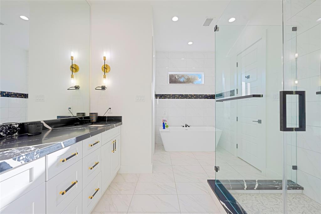 3111 Hedgerow Drive Property Photo 37