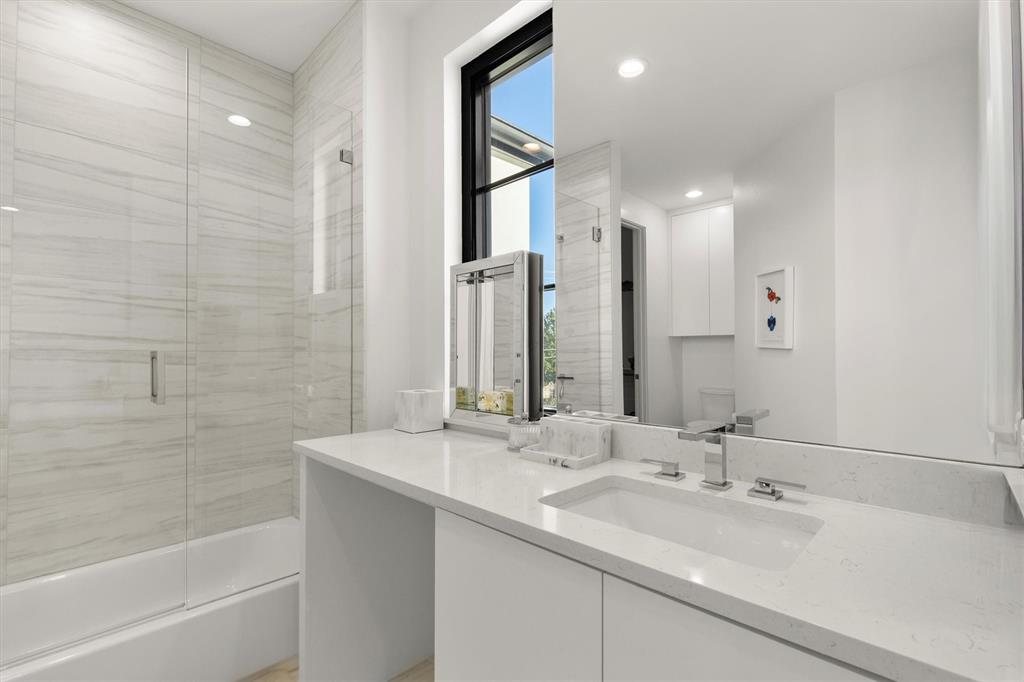 3771 Almazan Drive Property Photo 11