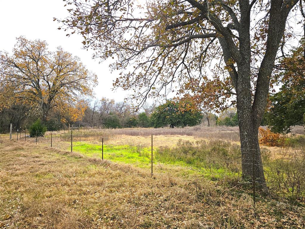 2240 County Road 2162 Property Photo 5