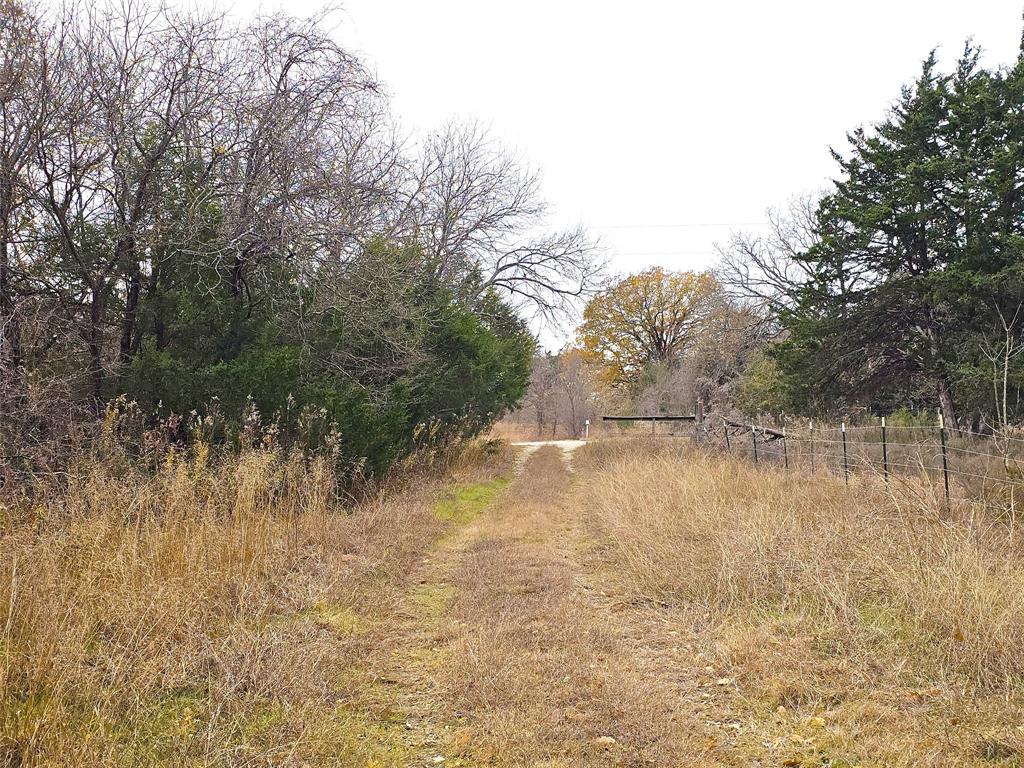 2240 County Road 2162 Property Photo 7