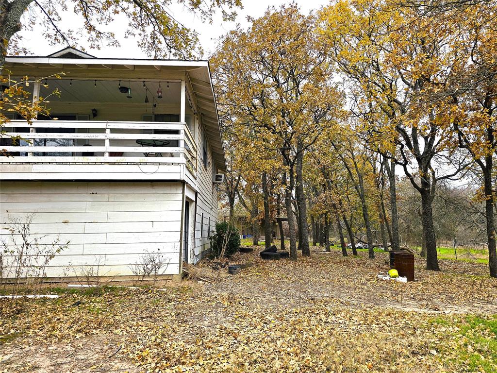 2240 County Road 2162 Property Photo 18