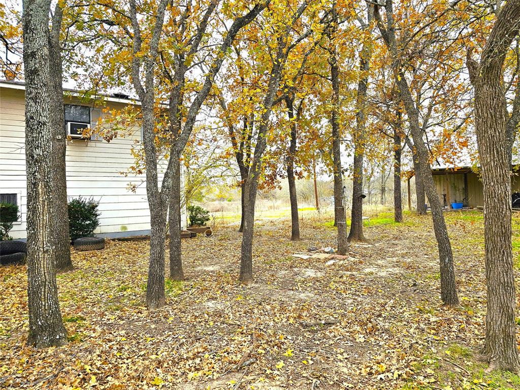 2240 County Road 2162 Property Photo 28