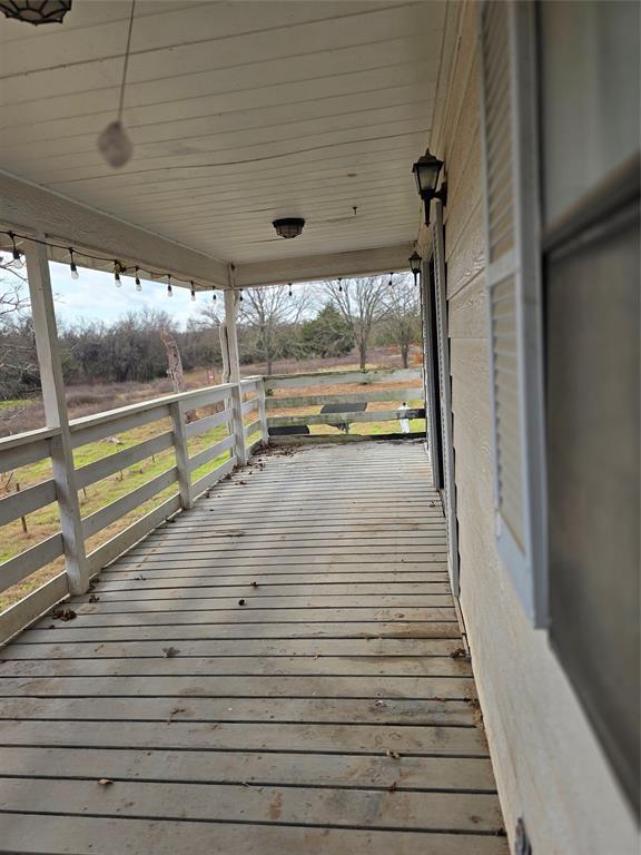 2240 County Road 2162 Property Photo 31