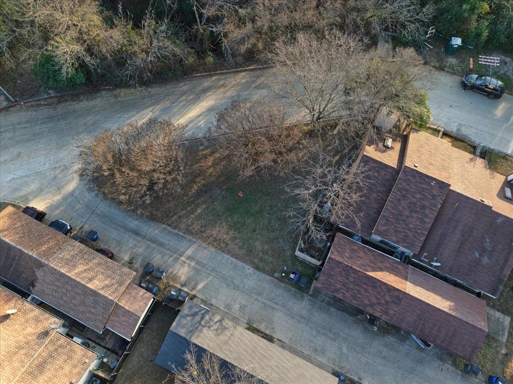 523 Post Oak Lane Property Photo 1