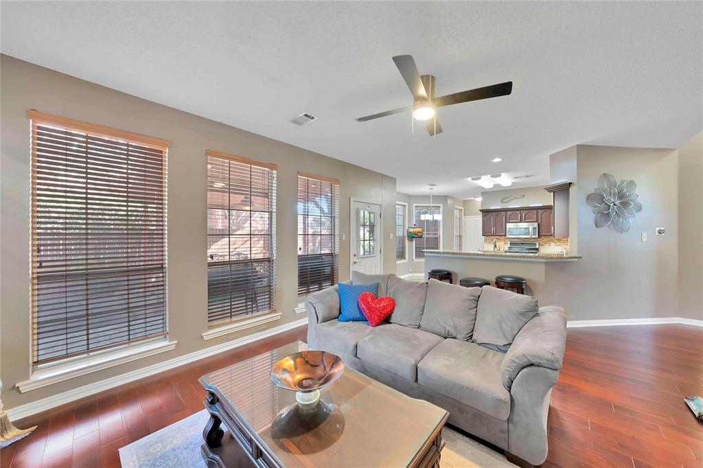 9352 Riverwalk Lane Property Photo 8