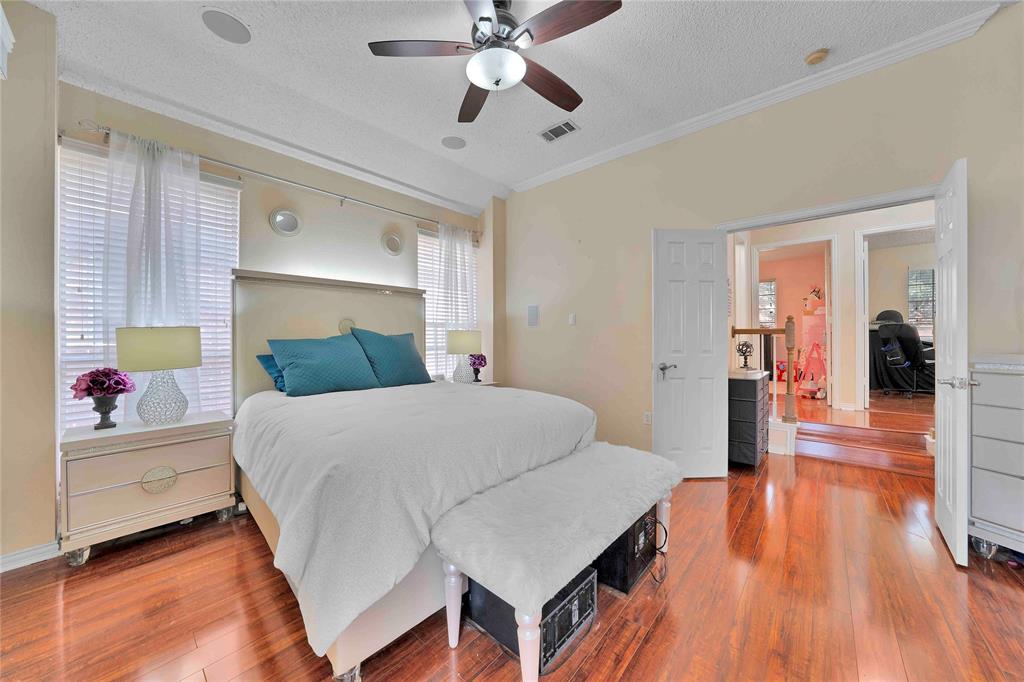 9352 Riverwalk Lane Property Photo 11