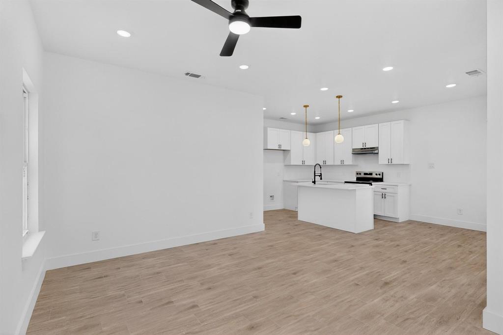 616 E Shepherd Street Property Photo 6