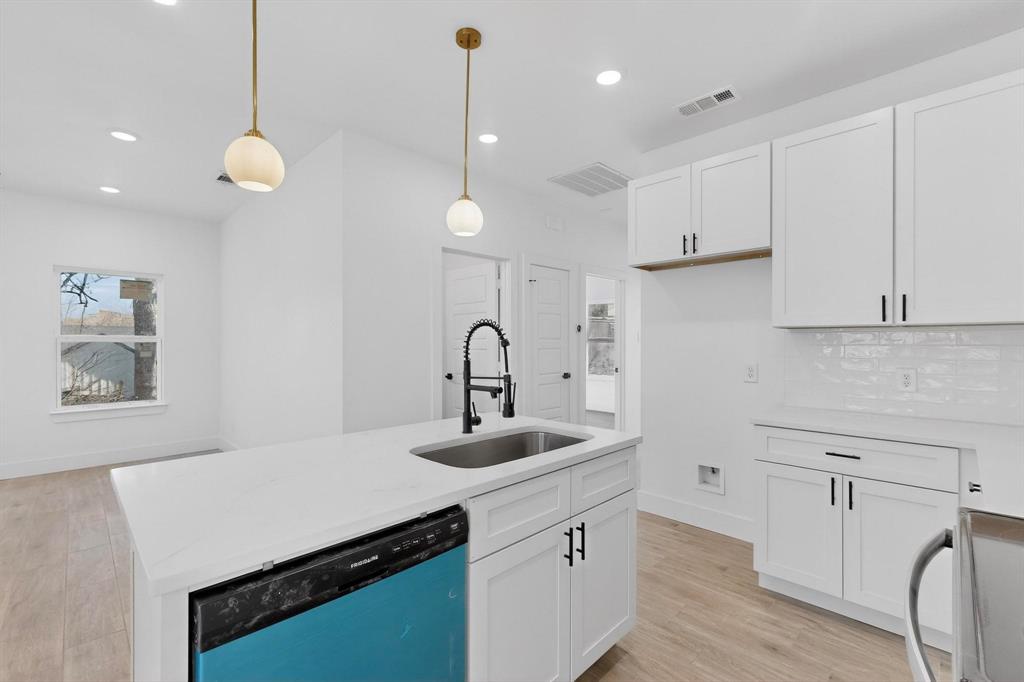 616 E Shepherd Street Property Photo 14