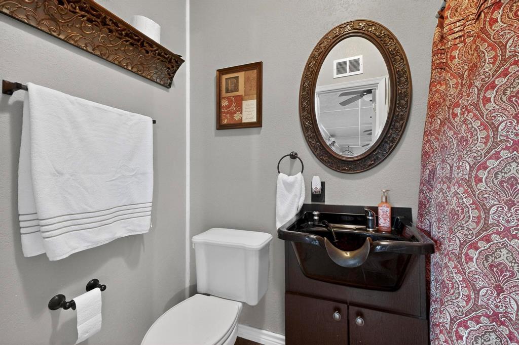 3020 Glenoaks Drive Property Photo 35