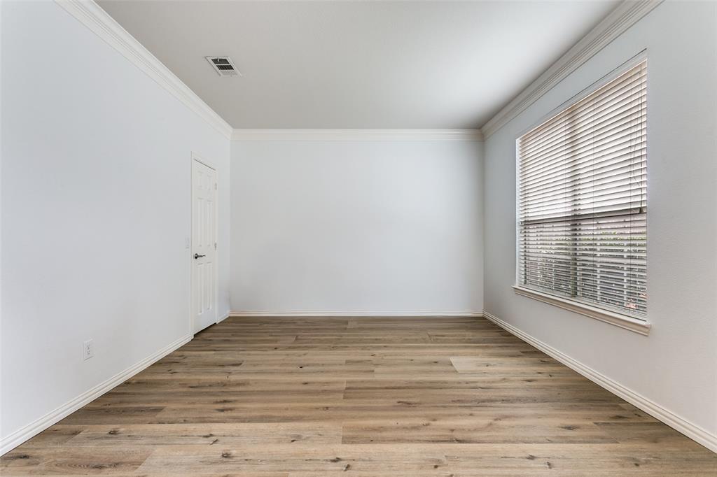 2311 Watercrest Drive Property Photo 5