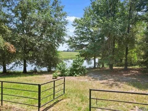 429 Private Road 3398 Property Photo 7