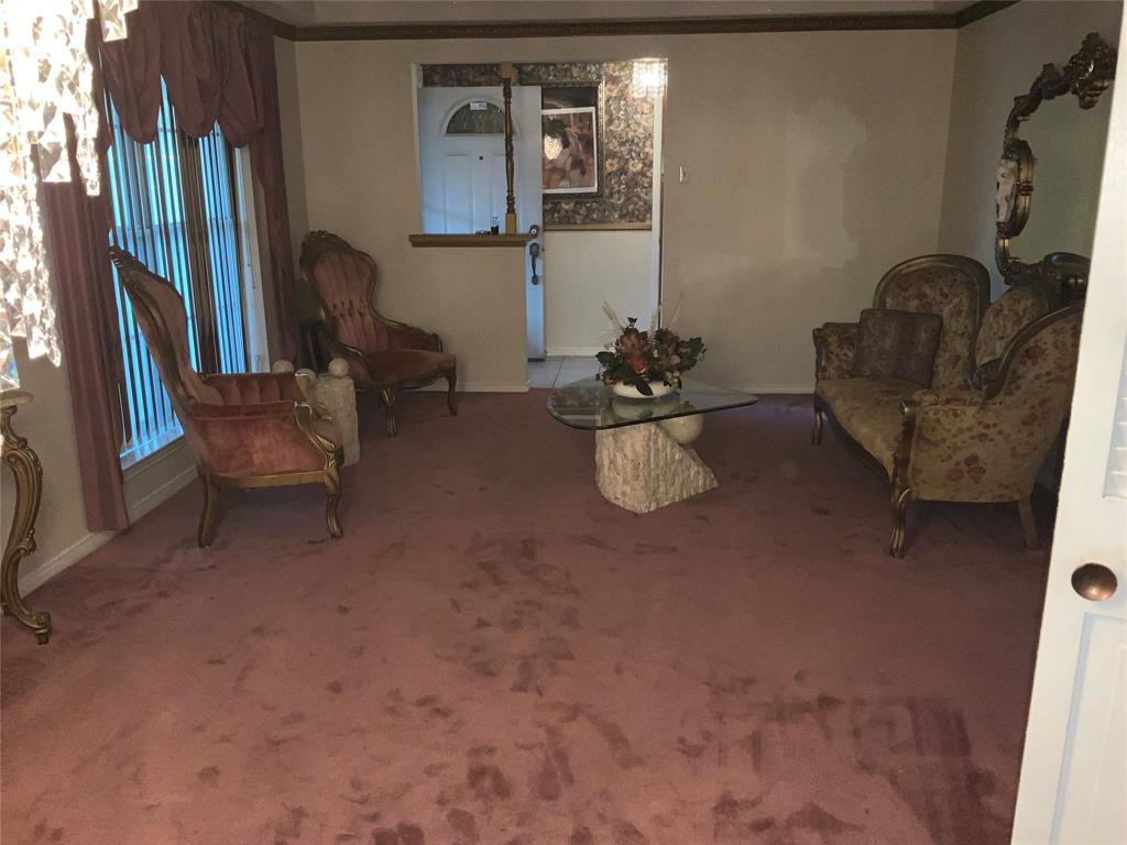 6815 Racine Drive Property Photo 5
