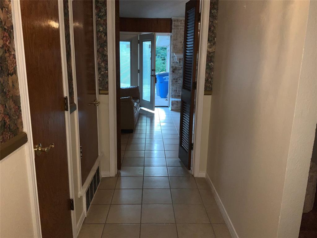 6815 Racine Drive Property Photo 6
