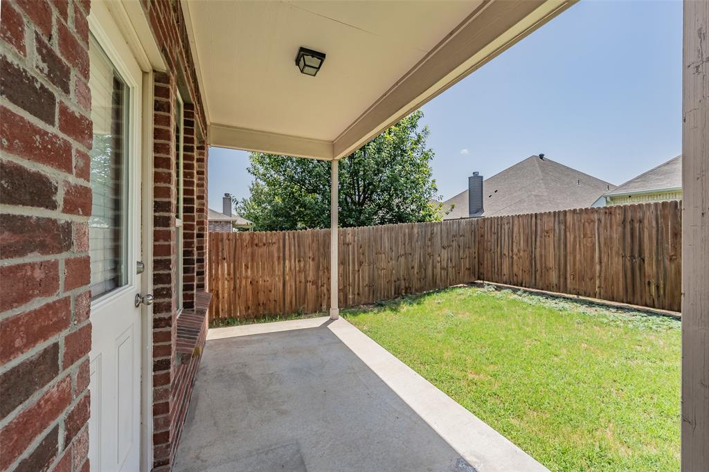 321 Mariscal Place Property Photo 4