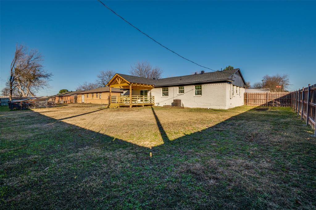 3072 Mark Twain Drive Property Photo 23