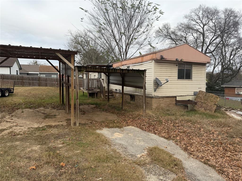 205 Barker Street Property Photo 4