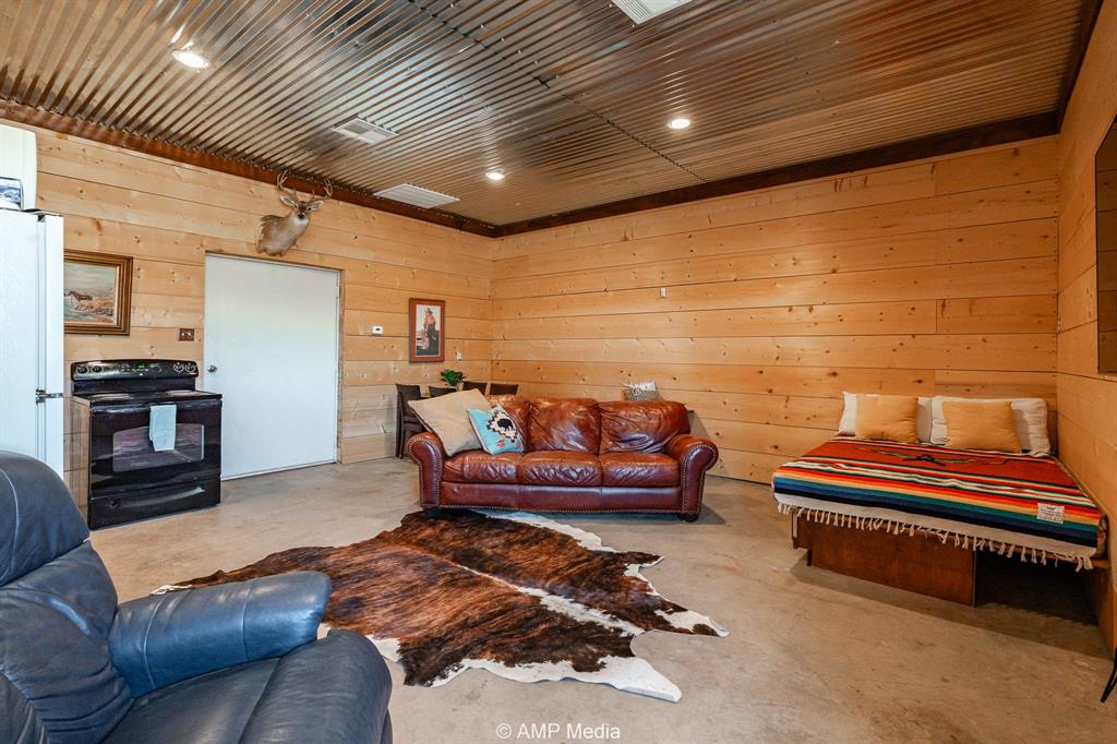 Cr 450 Property Photo 17