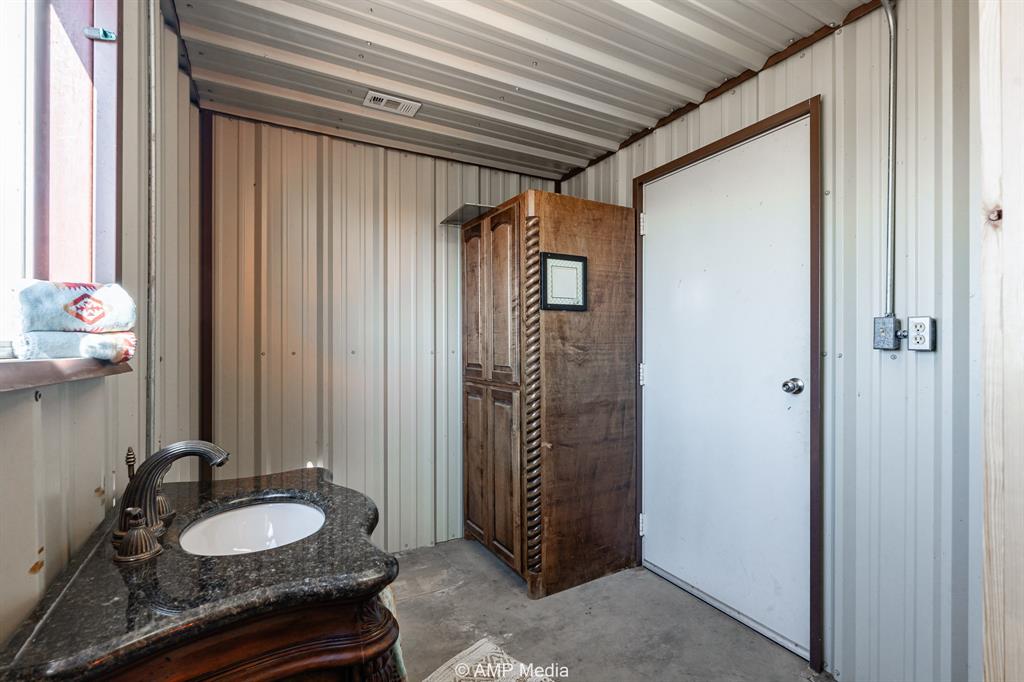 Cr 450 Property Photo 20