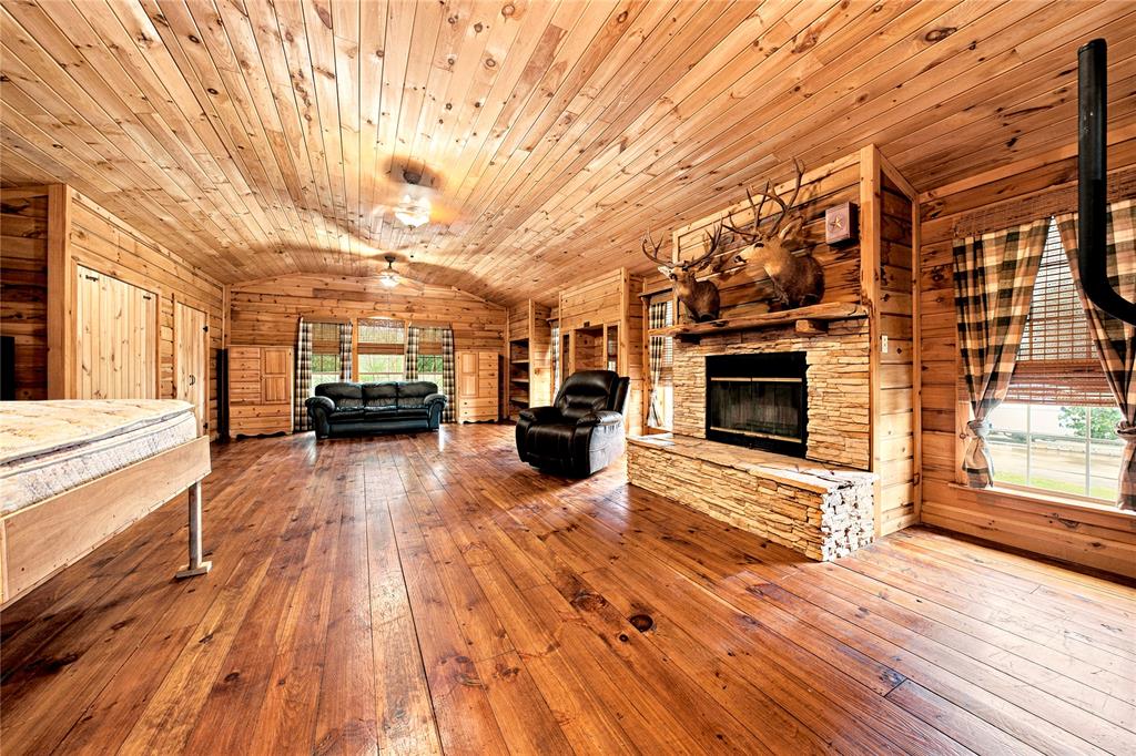 12044 Highway 14 Property Photo 2