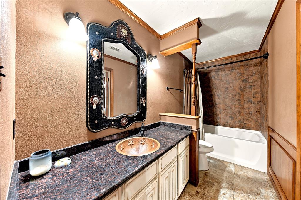 12044 Highway 14 Property Photo 28