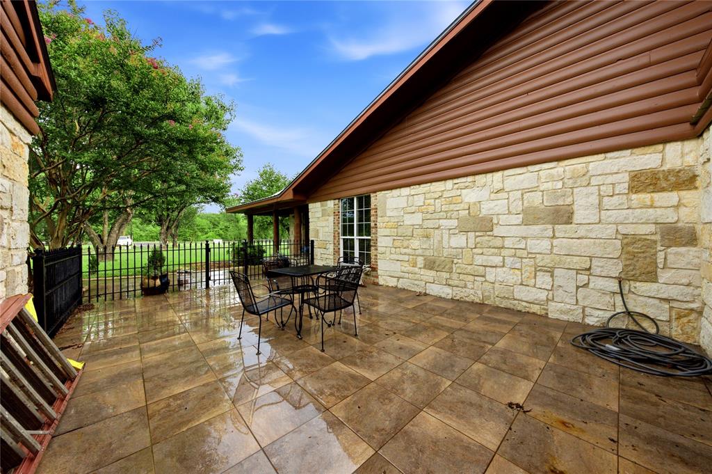 12044 Highway 14 Property Photo 38