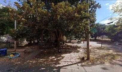 2235 Queens Highway Property Photo 1