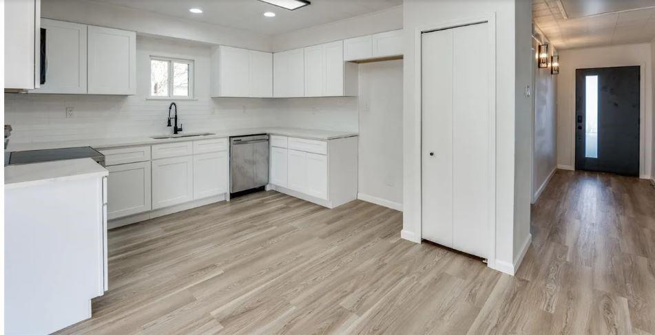 14147 Heartside Place Property Photo 4