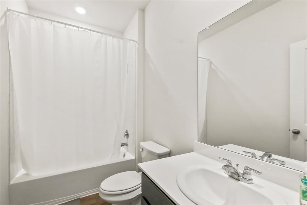 755 Amelia Court Property Photo 16