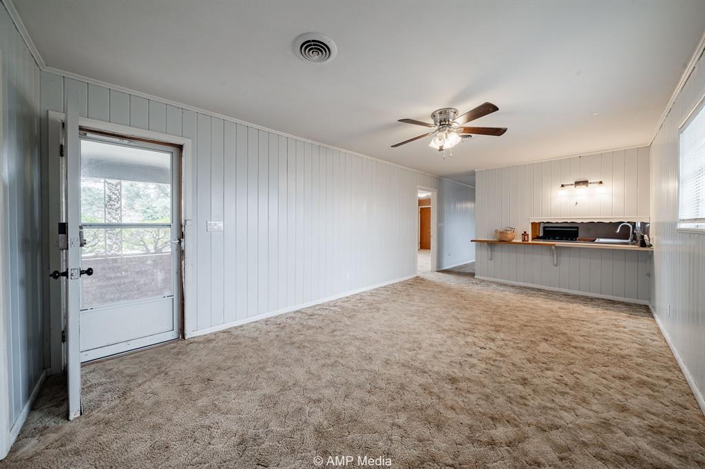 510 W Irving Street Property Photo 11
