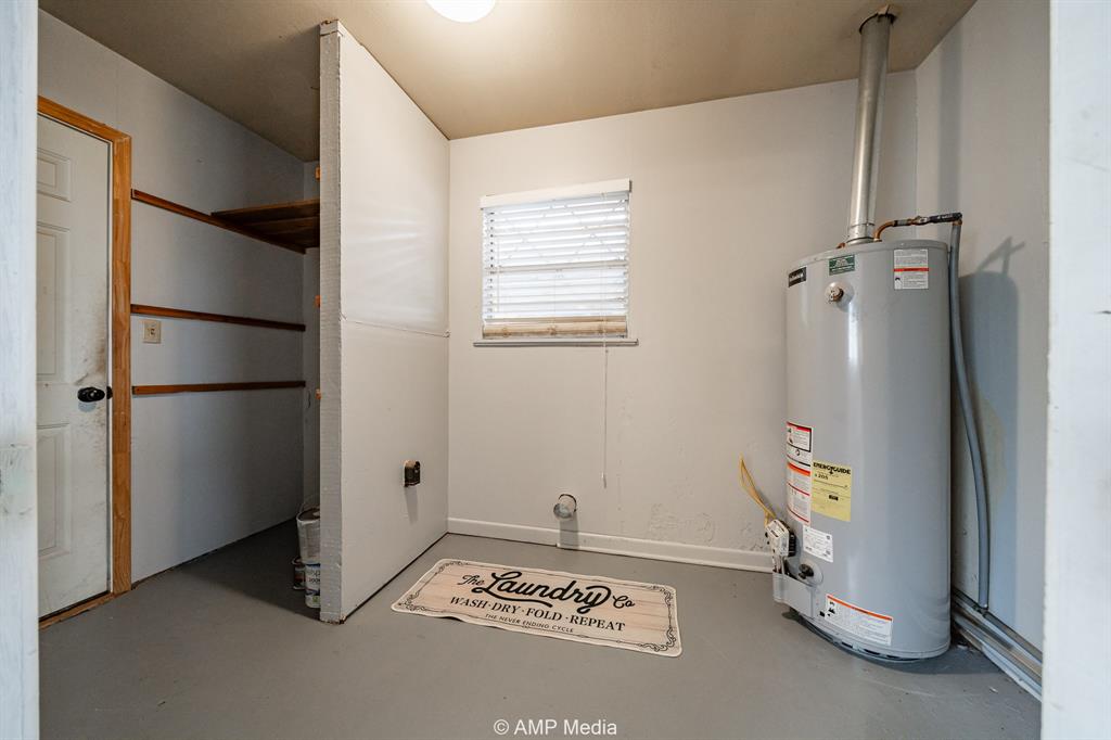 510 W Irving Street Property Photo 18