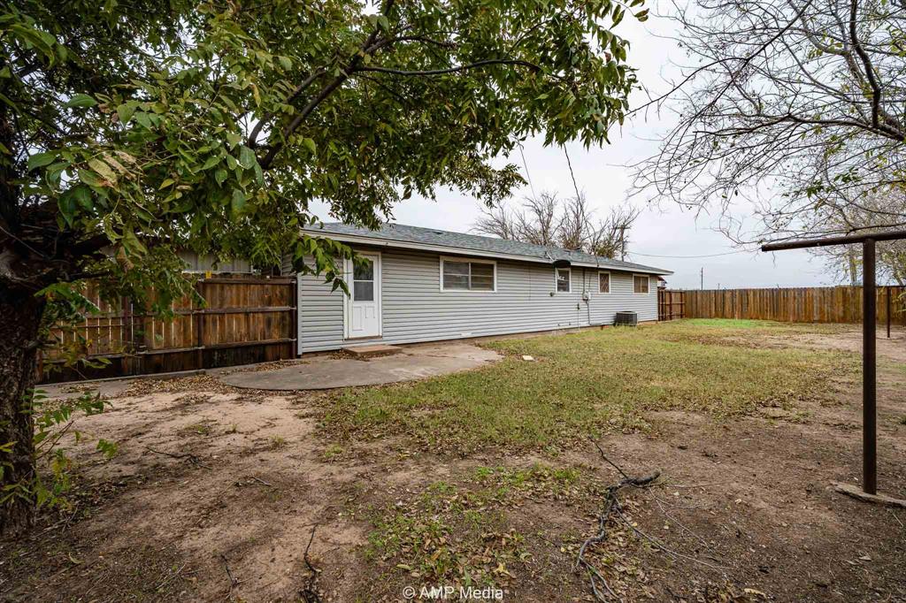 510 W Irving Street Property Photo 19