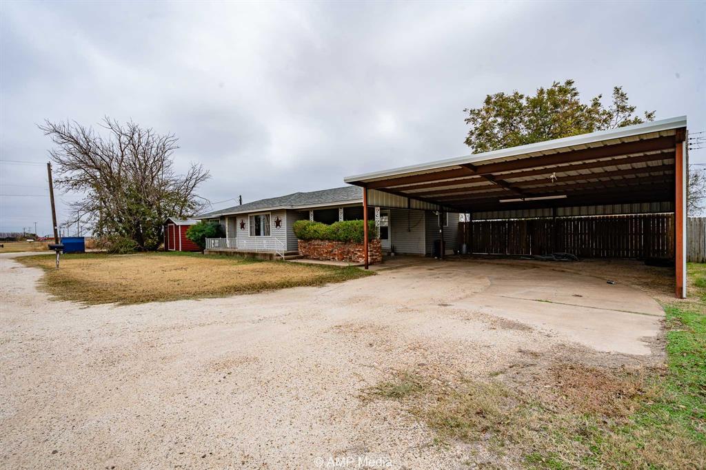 510 W Irving Street Property Photo 22