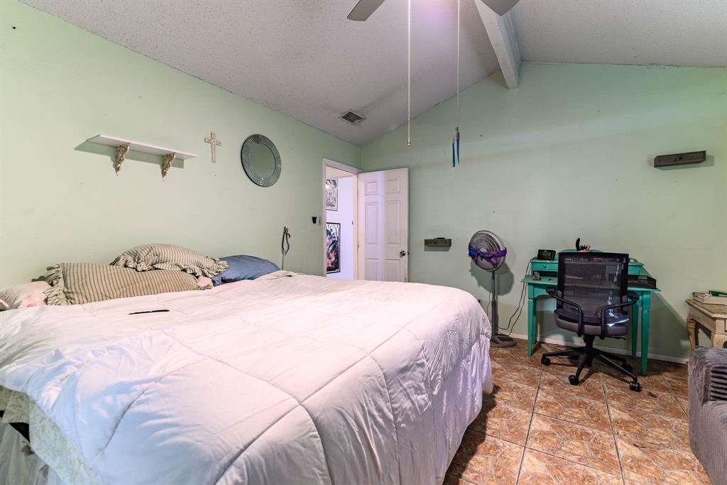 2108 Warwick Drive Property Photo 10