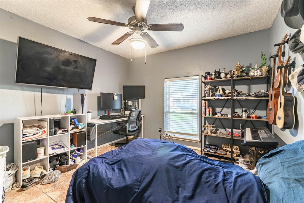 2108 Warwick Drive Property Photo 12