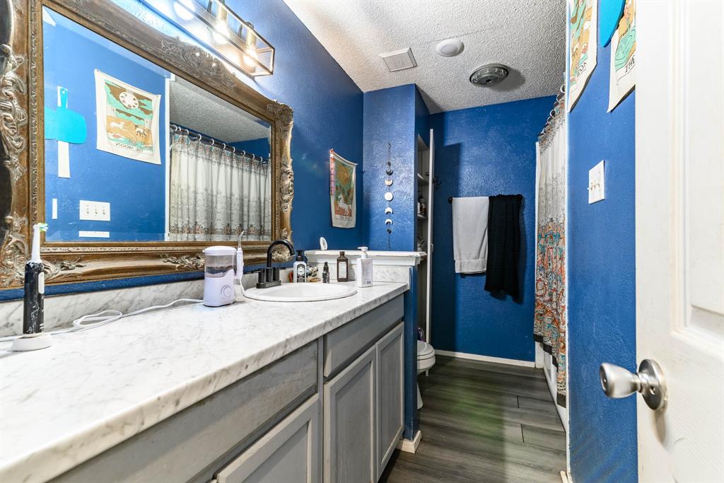 2108 Warwick Drive Property Photo 14